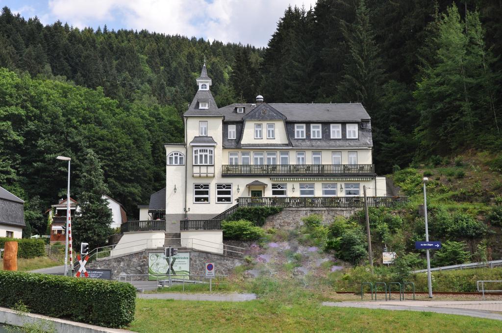 Flair-Hotel Waldfrieden Oberweißbach Eksteriør bilde