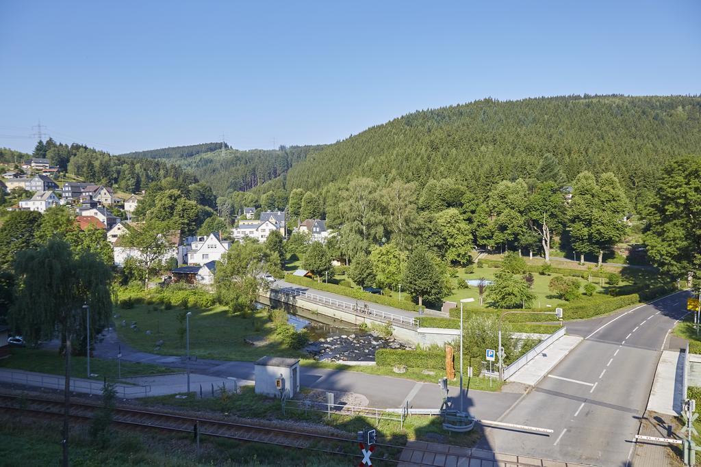Flair-Hotel Waldfrieden Oberweißbach Eksteriør bilde