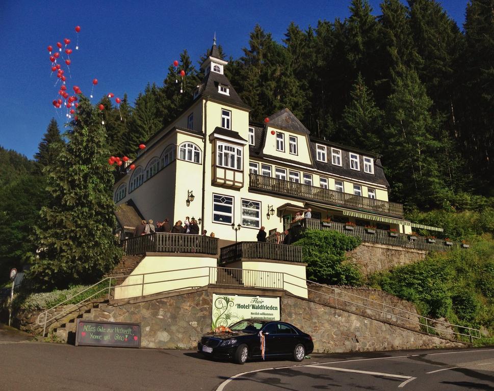 Flair-Hotel Waldfrieden Oberweißbach Eksteriør bilde