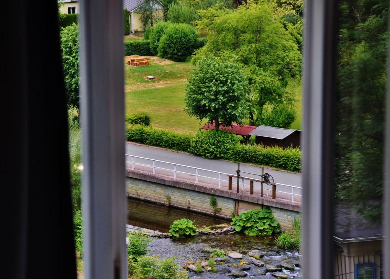 Flair-Hotel Waldfrieden Oberweißbach Eksteriør bilde