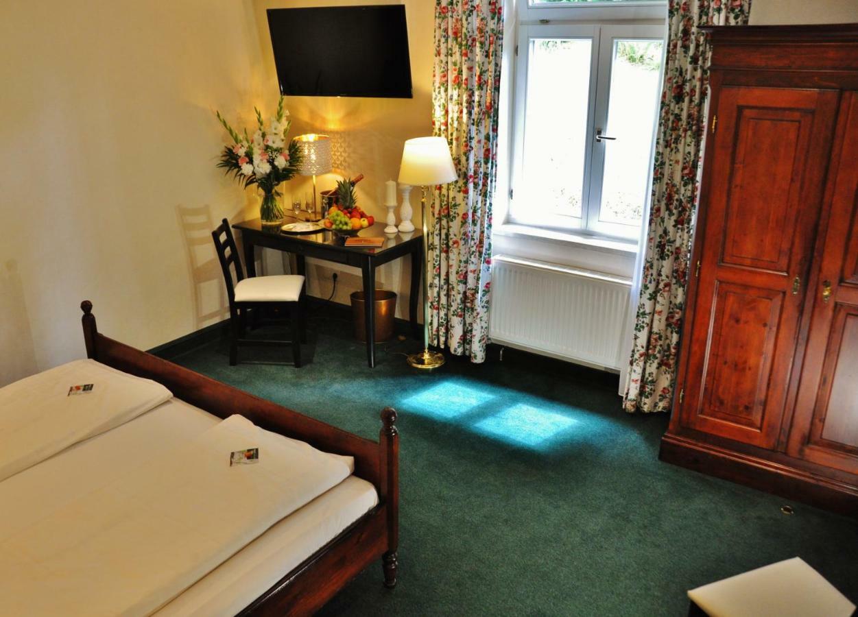 Flair-Hotel Waldfrieden Oberweißbach Eksteriør bilde