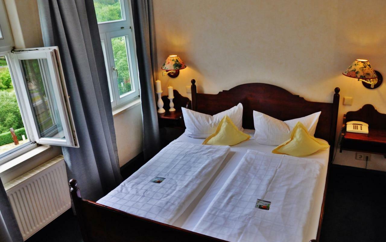 Flair-Hotel Waldfrieden Oberweißbach Eksteriør bilde