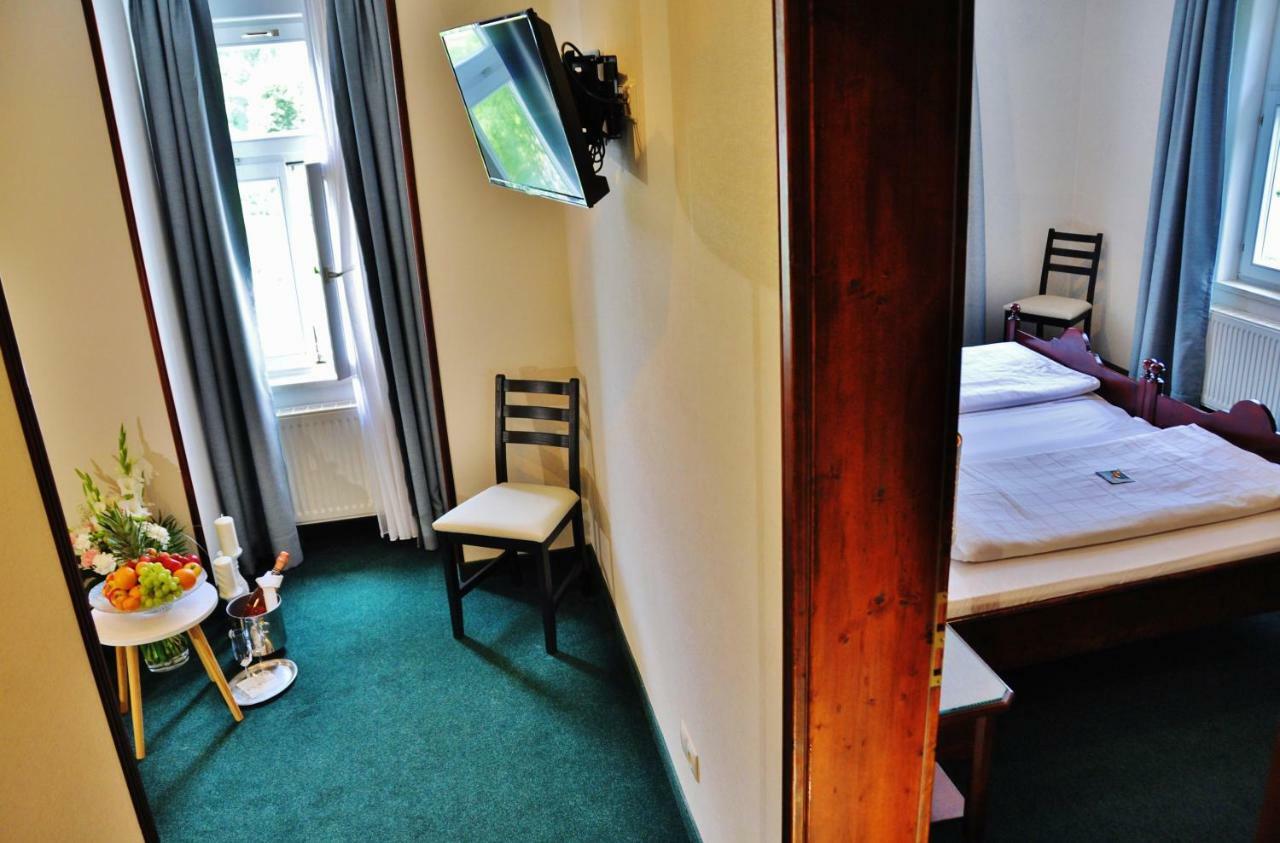 Flair-Hotel Waldfrieden Oberweißbach Eksteriør bilde